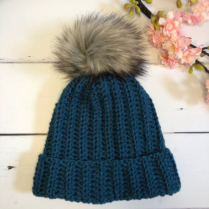 Ribbed Crochet pom pom hat pattern - beginner